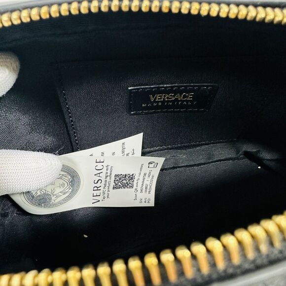Versace La Medusa Quilted Lambskin Leather Small Crossbody Camera Bag Black NWT - Picture 6 of 10